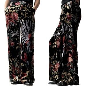 CHICO'S Velvet Floral Animal print Travel Pants Size 0 chicos Sz 000